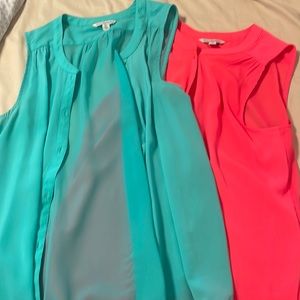 Two American eagle medium sheer tanks